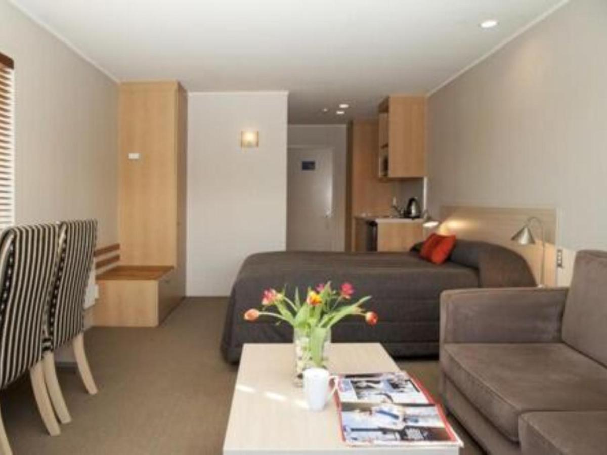 The Moorings Motel And Apartments Wanaka Exterior foto